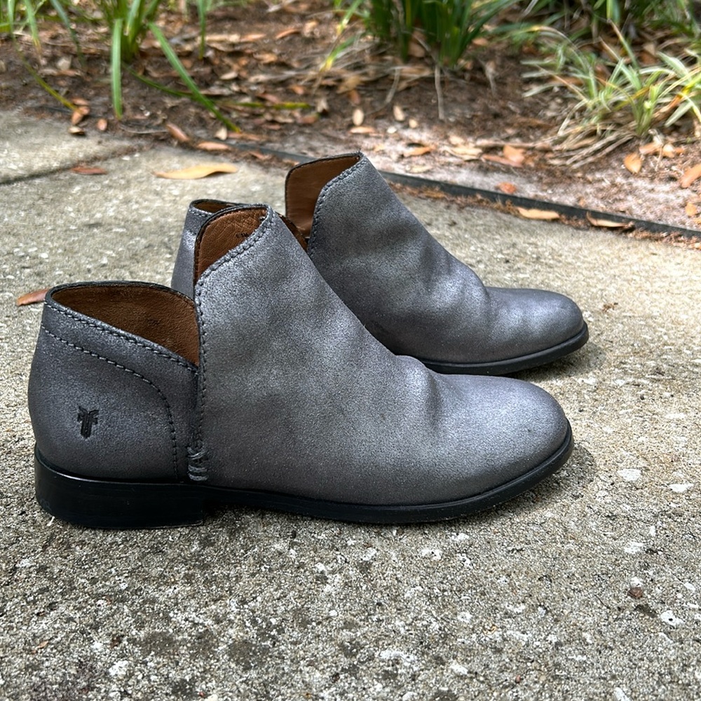 Frye Melissa Shootie Metallic Gray Gunmetal Size 6.5
